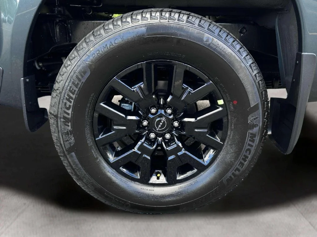 New 2027 Alpine Metallic Nissan Crew Cab SV image 10