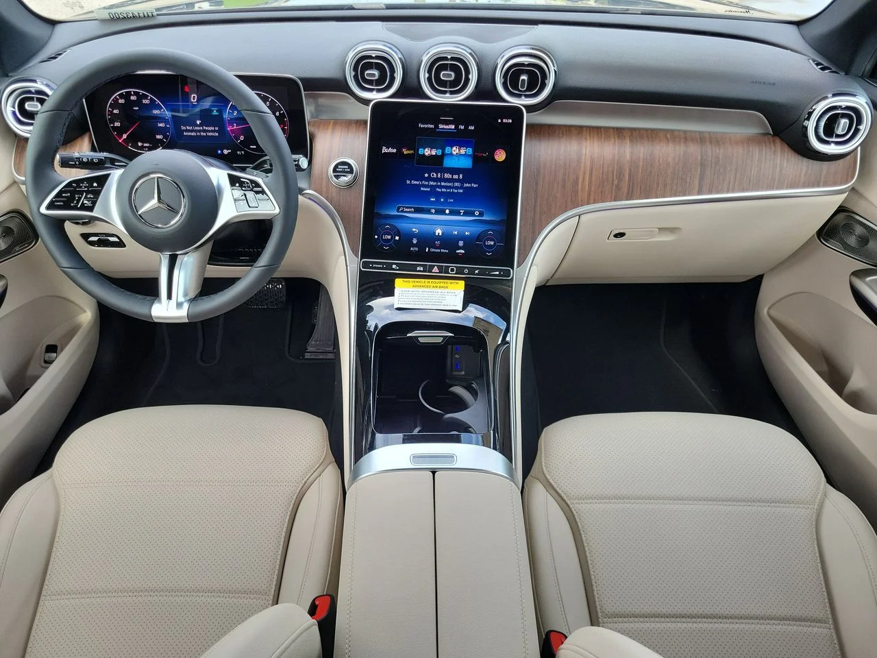 New 2026 Black Mercedes-Benz GLC 300 image 11