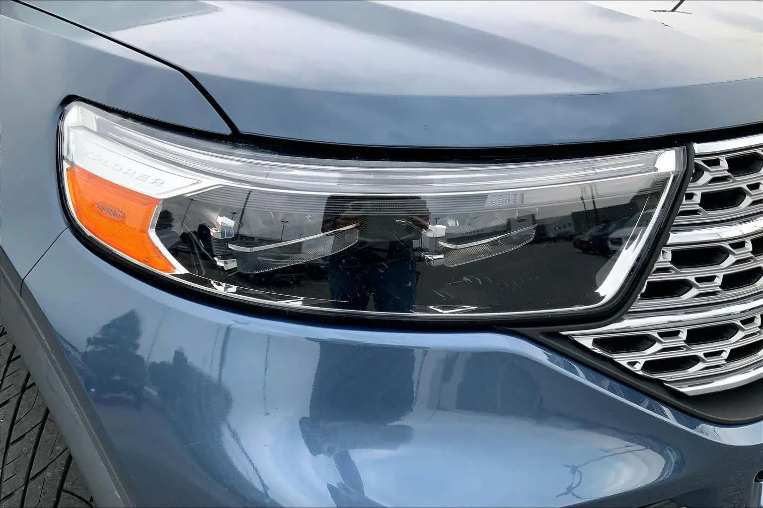 Used 2020 Blue Metallic Ford Limited image 26