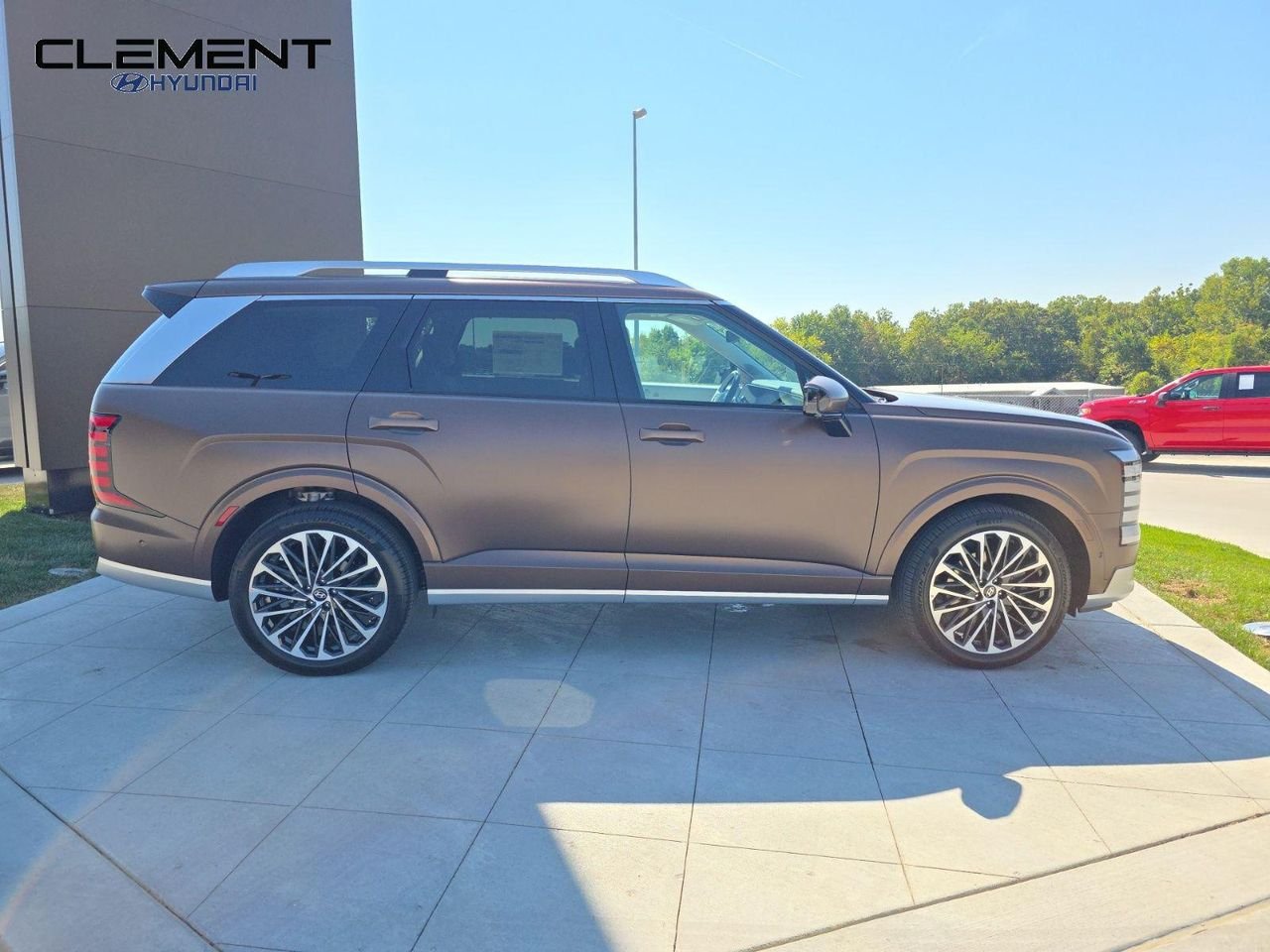 New 2026 Brown Hyundai Calligraphy AWD image 4