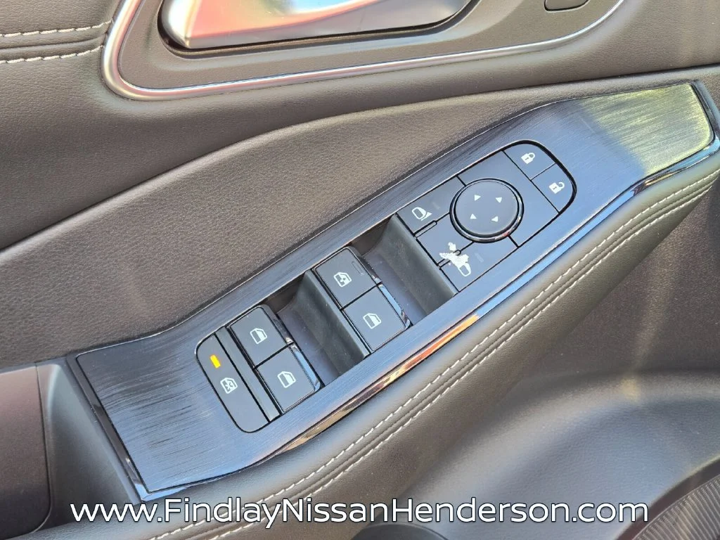 New 2026 Scarlet Ember Tintcoat Nissan Platinum image 21