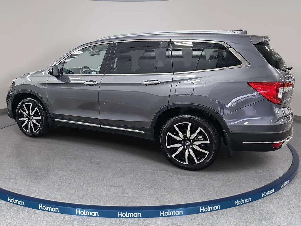 Used 2022  Honda Touring image 9