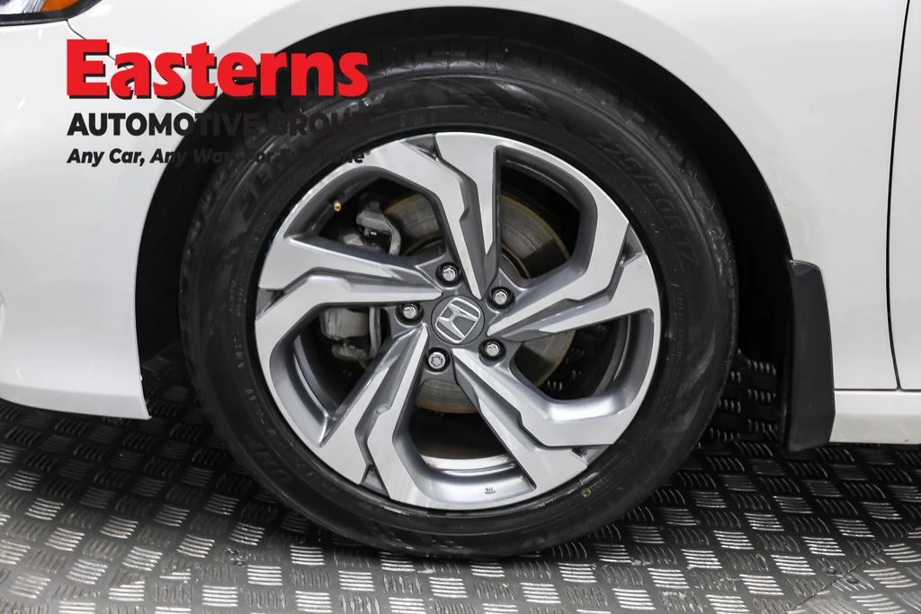 Used 2020 White Honda EX-L image 31
