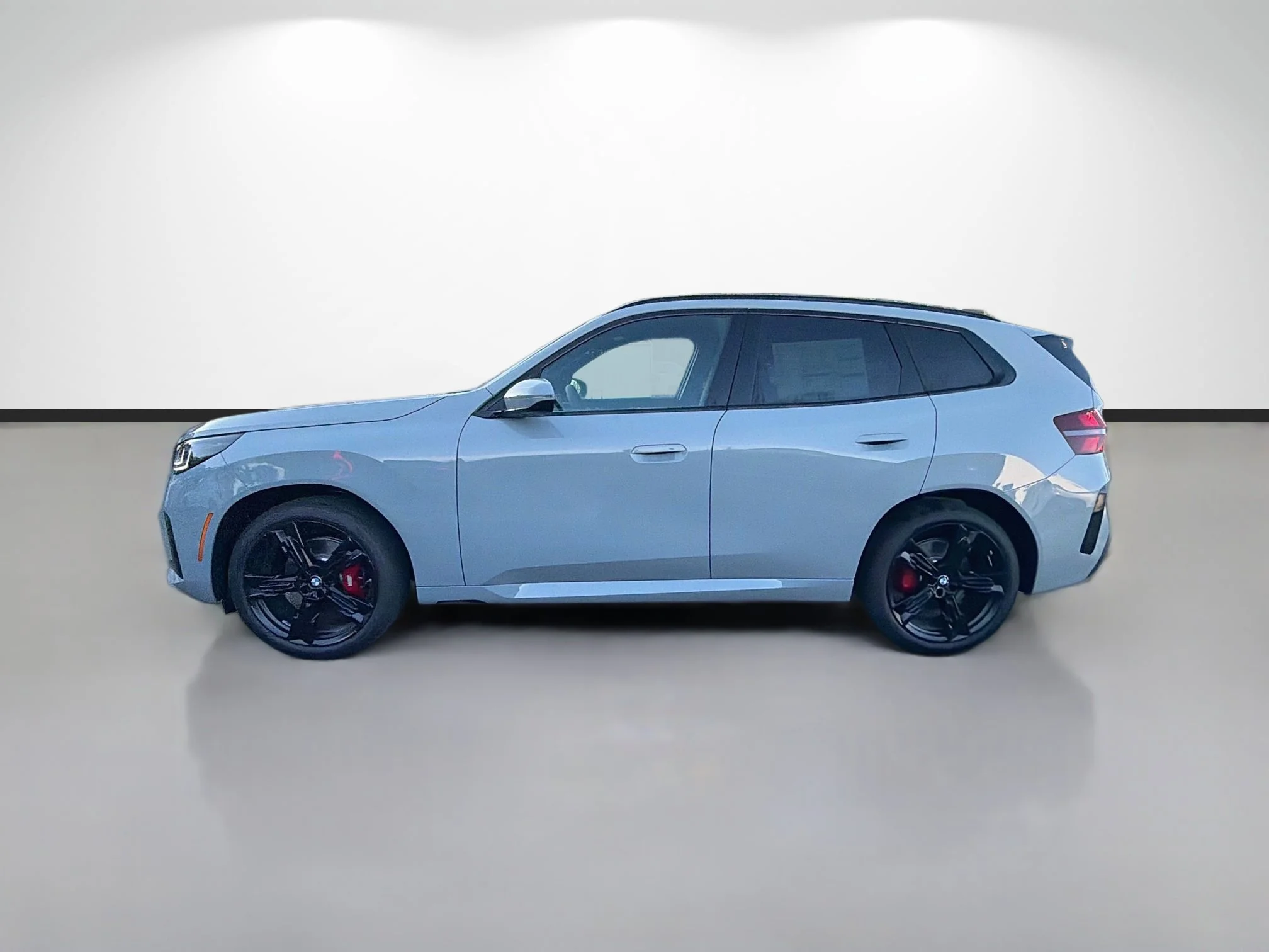 New 2026 Brooklyn Grey Metallic BMW 30 xDrive image 6