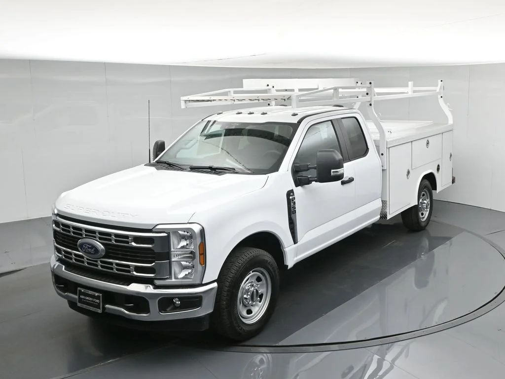 New 2026 White Ford XL image 41