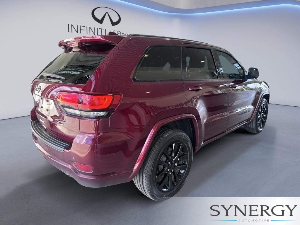 Used 2020 Velvet Red Pearlcoat Jeep Altitude image 5