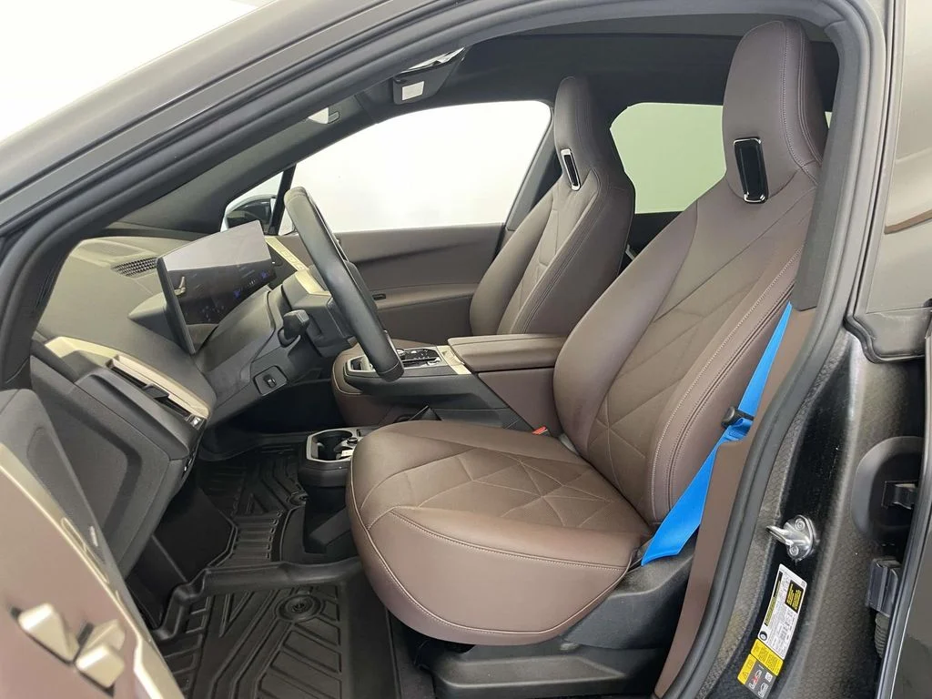 Certified Used 2024 Gray BMW xDrive50 image 14