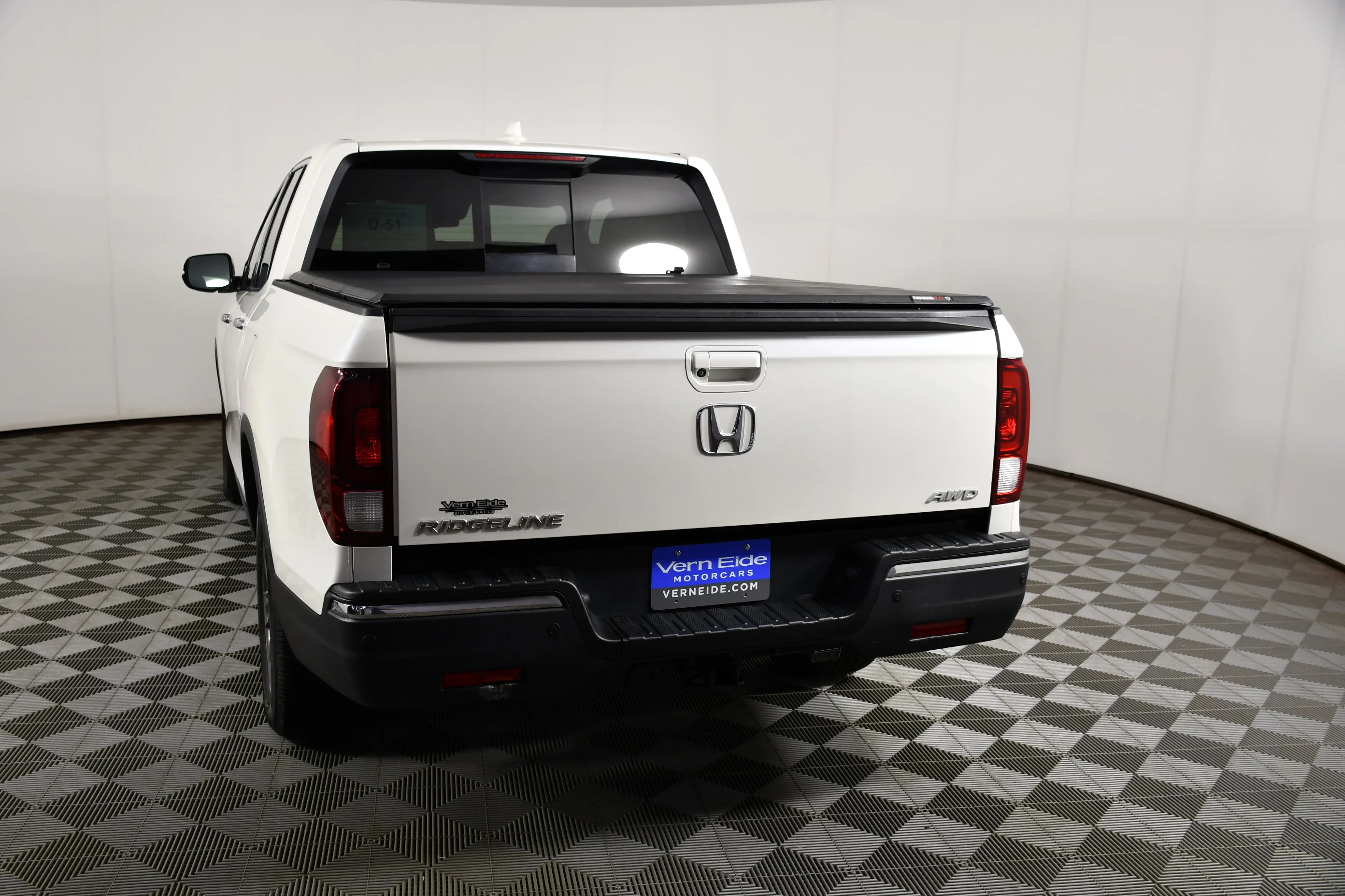Used 2019 White Diamond Pearl Honda RTL-E image 7