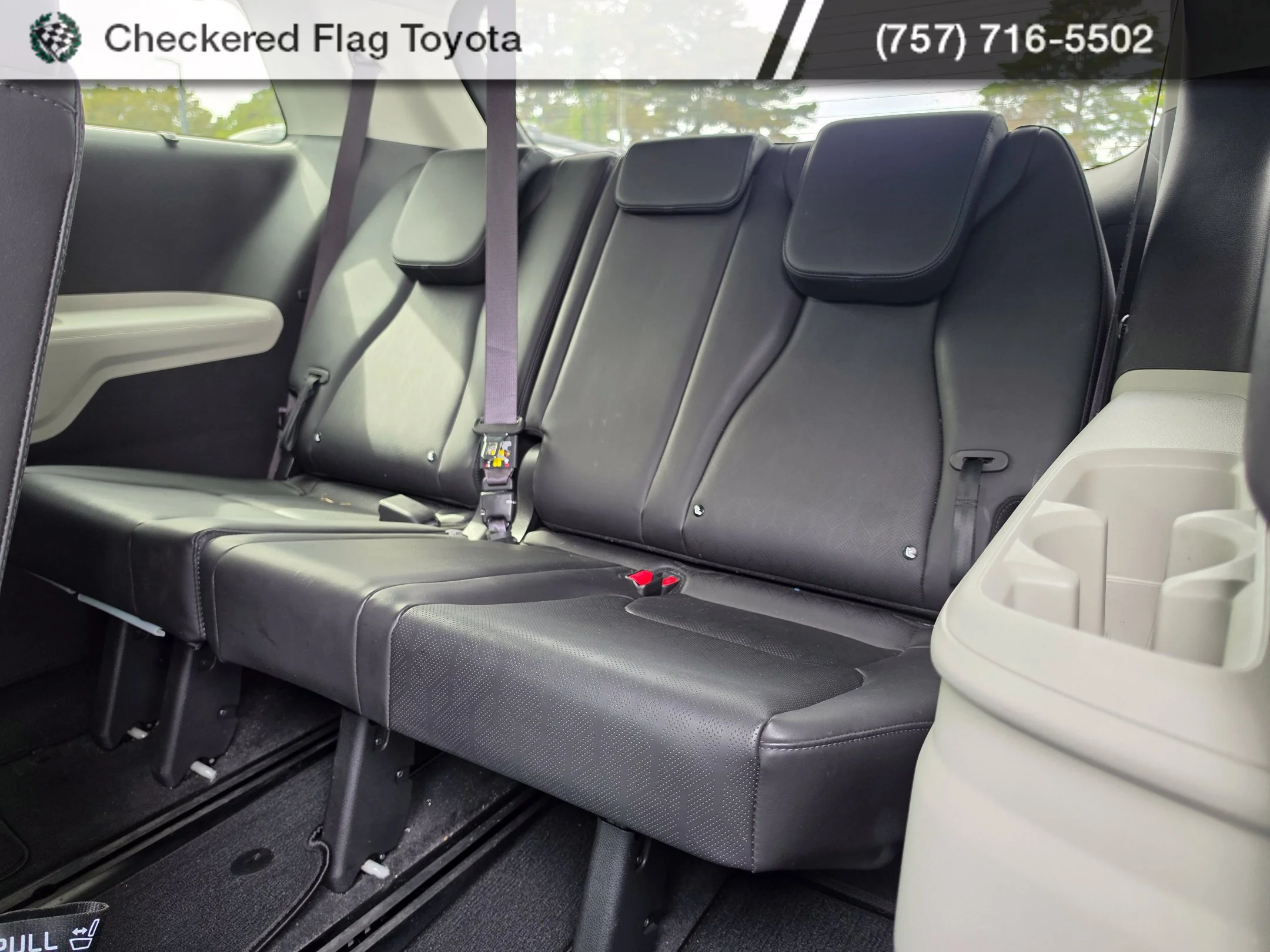 Used 2022 Ceramic Silver Kia EX image 20