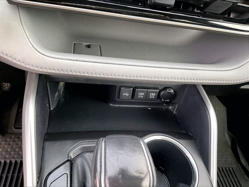 Used 2020 Blue Toyota XLE image 12
