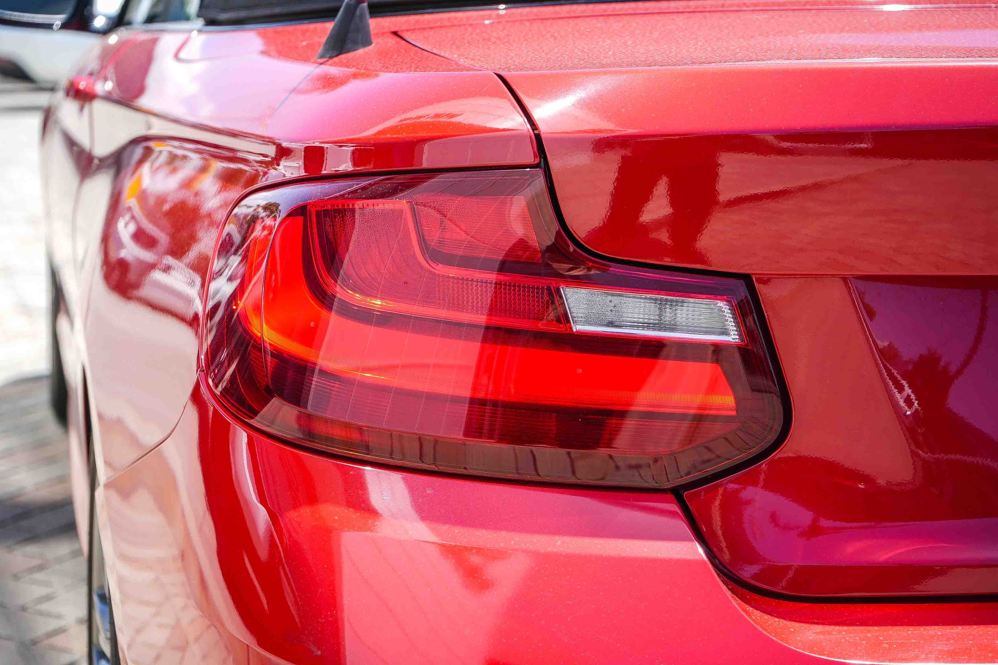 Used 2016 Melbourne Red Metallic BMW M235i image 9