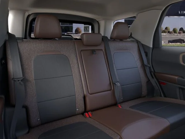 New 2026 Azure Gray Metallic Tri-Coat Ford Outer Banks® image 32
