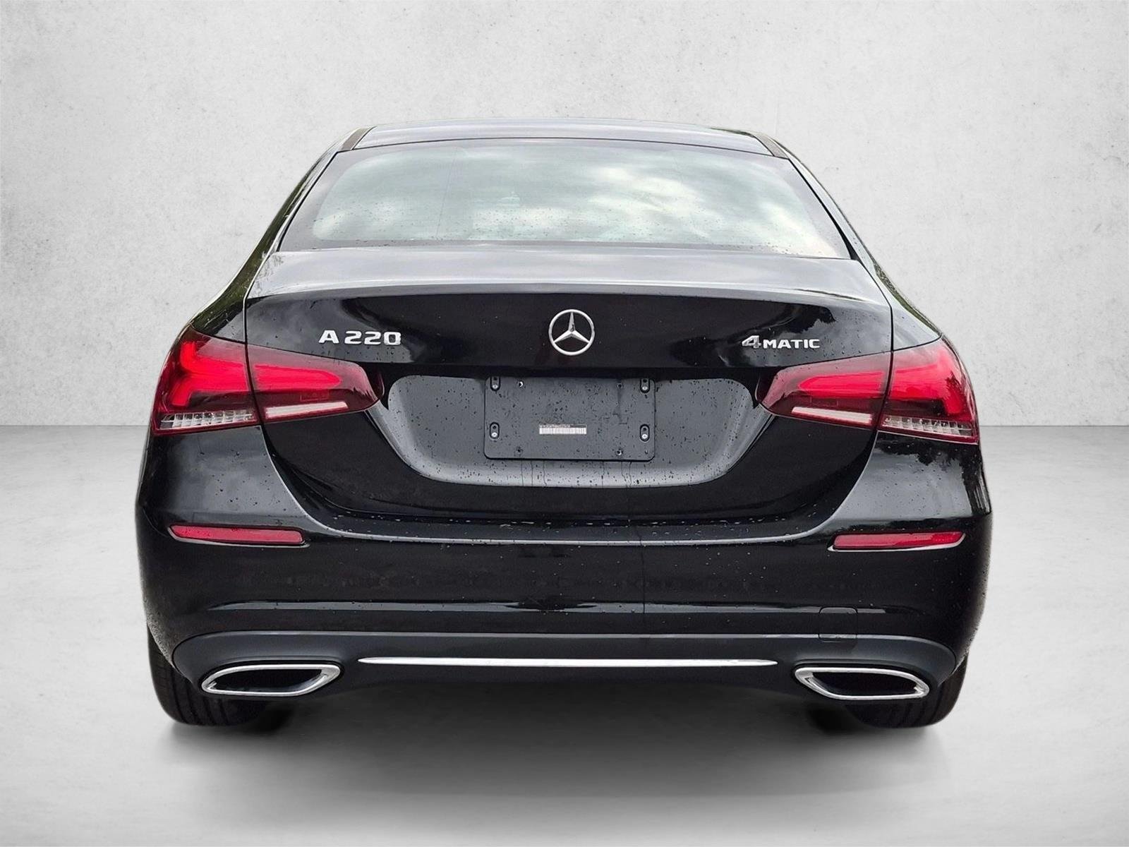 Used 2022 Night Black Mercedes-Benz A 220 image 7
