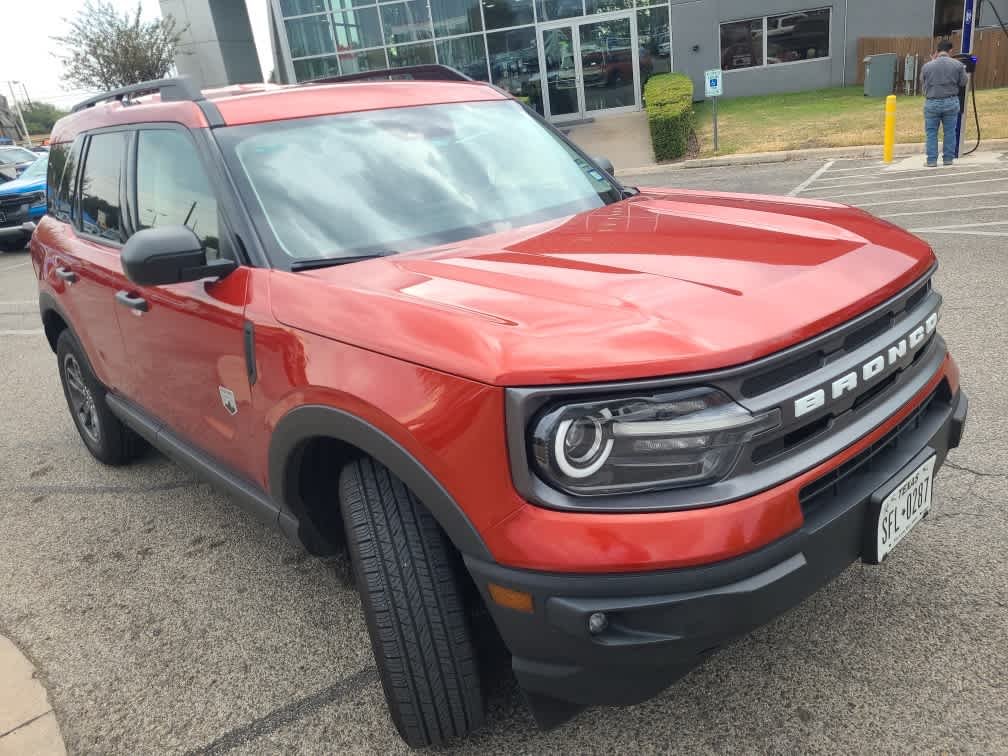 Used 2022 Hot Pepper Red Metallic Tinted Clearcoat Ford Big Bend image 3