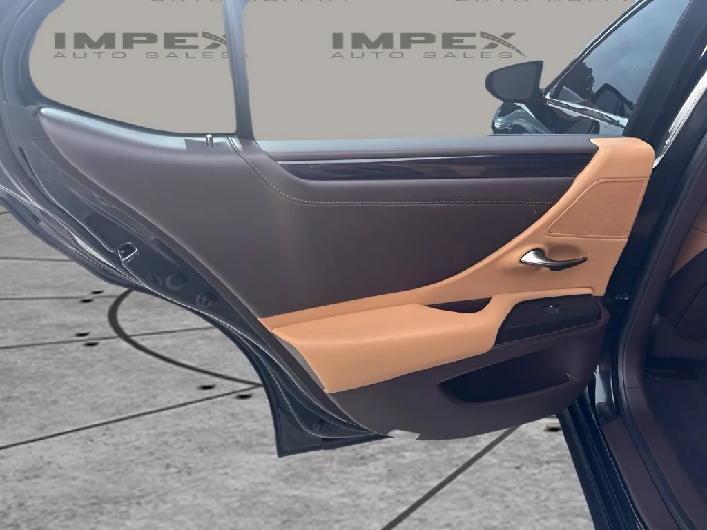 Used 2021 Black Lexus 350 image 24