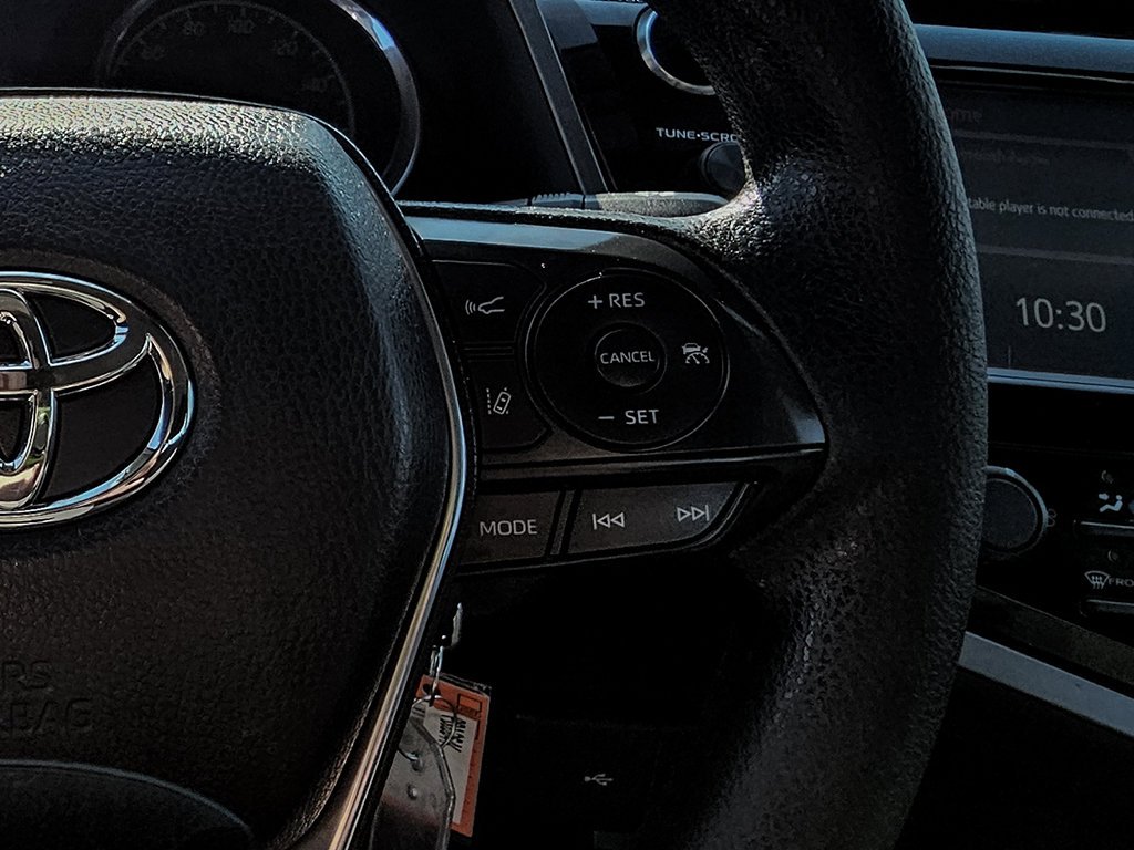 Used 2020 Super White Toyota LE image 17