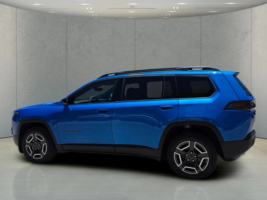 New 2026 Hydro Blue Pearl-Coat Exterior Paint Jeep Limited image 8