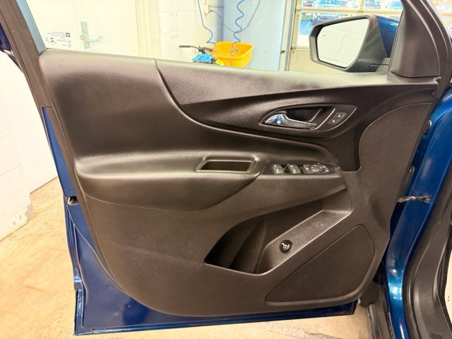 Used 2019 PACIFIC BLUE METALLIC Chevrolet LT image 8