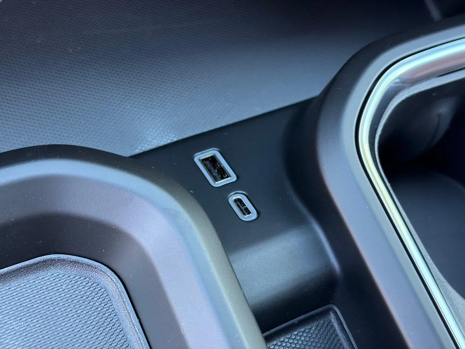 2026 GMC Sierra 2500HD Denali Ultimate - Photo 23