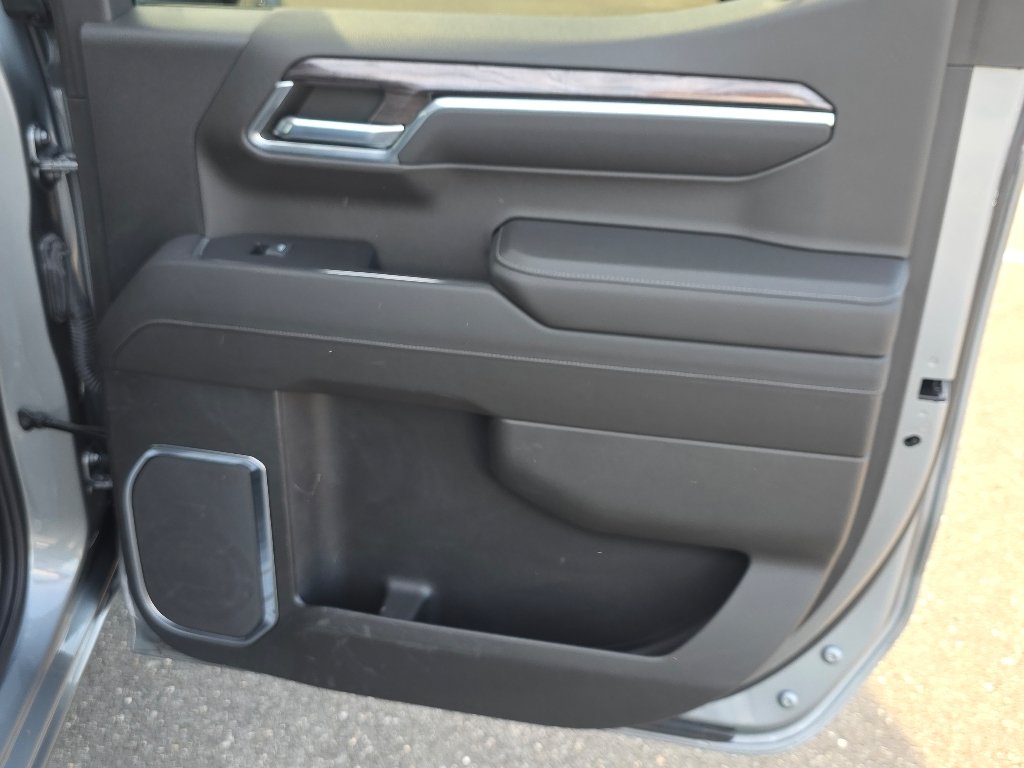 Used 2023 Sterling Gray Metallic Chevrolet LTZ image 26