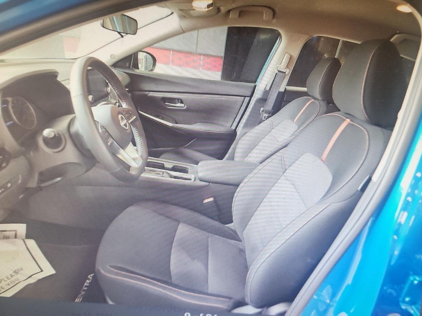 Used 2025 Electric Blue Metallic Nissan SR image 7