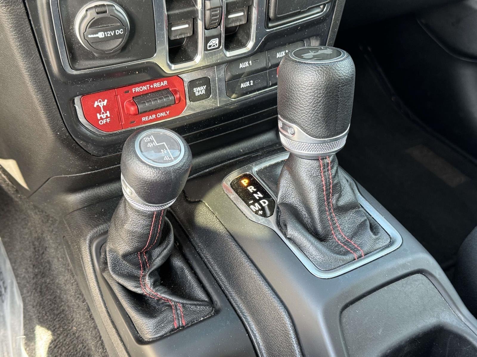 Used 2020 Bright White Clearcoat Jeep Rubicon image 7
