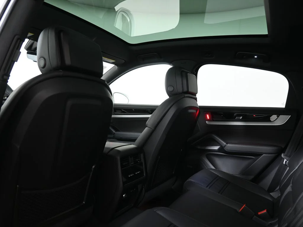 New 2026 White Porsche S image 36