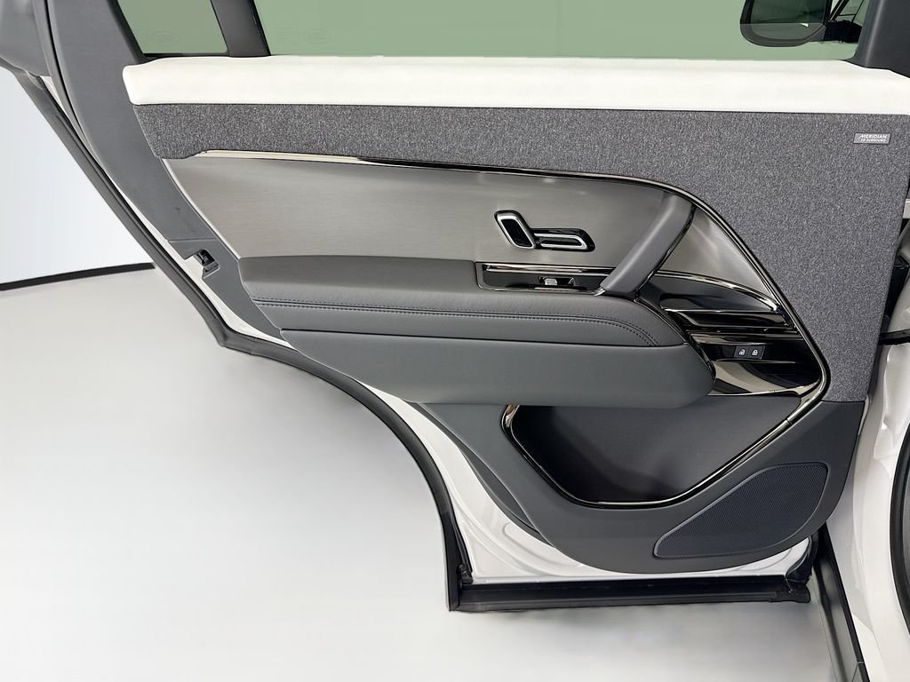 New 2026 Borasco Grey Land Rover Dynamic SE image 25