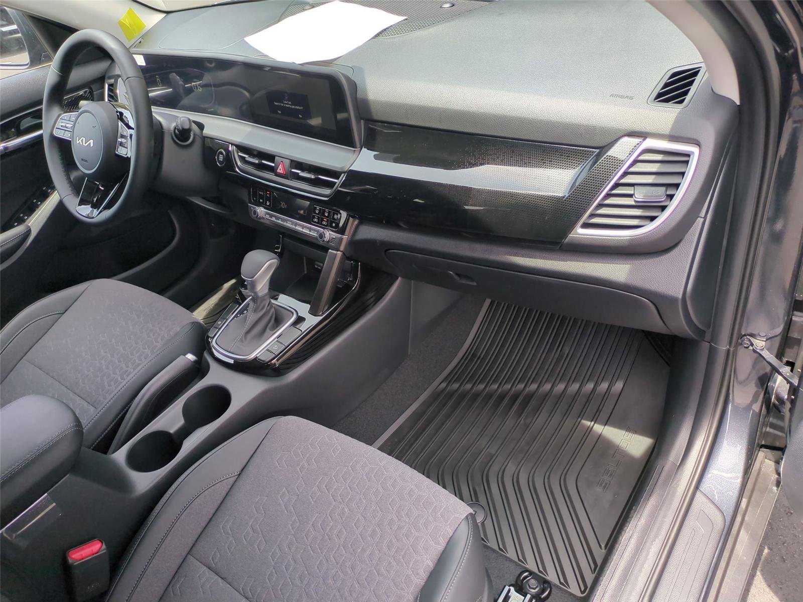 New 2026 Gravity Gray Kia S image 38