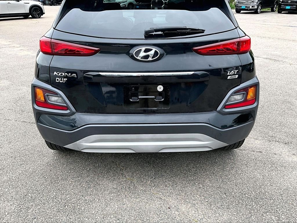 Used 2018 Black Hyundai Limited image 10