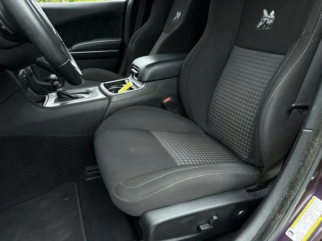 Used 2022 Purple Dodge R/T Scat Pack image 22