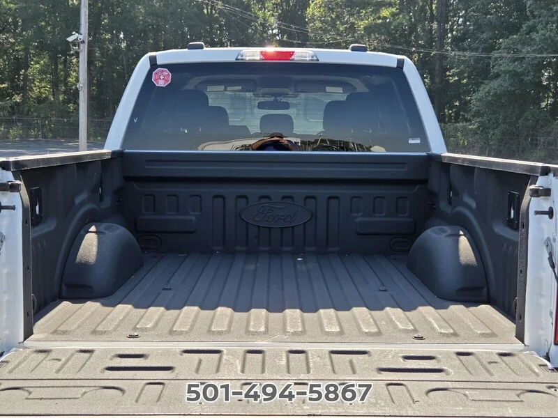 Used 2023 Oxford White FORD XLT image 13