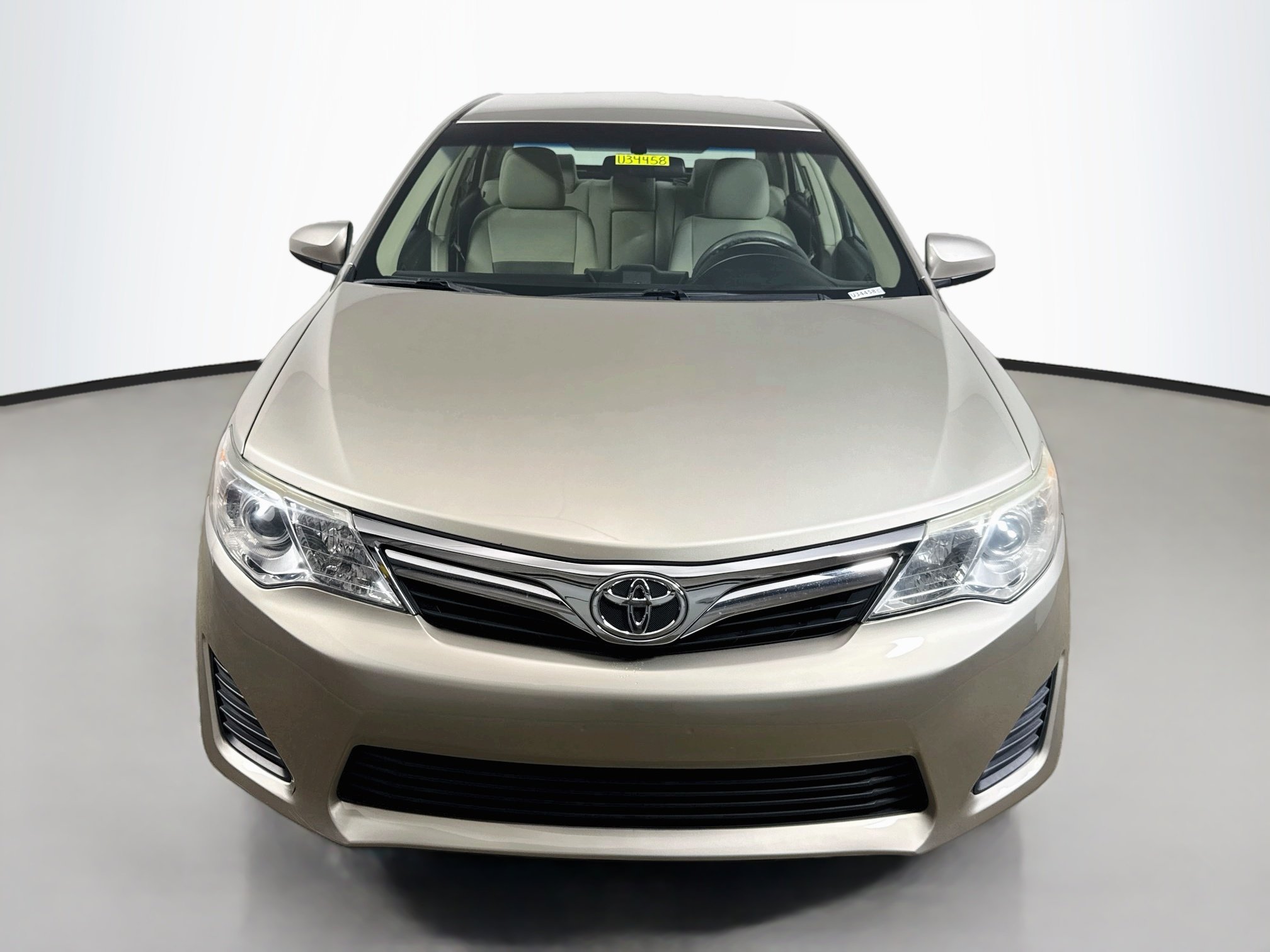 Used 2014 Creme Brulee Mica Toyota LE image 2