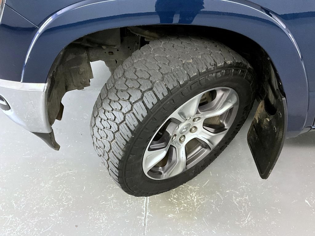 Used 2022 Blue Ram Laramie image 24