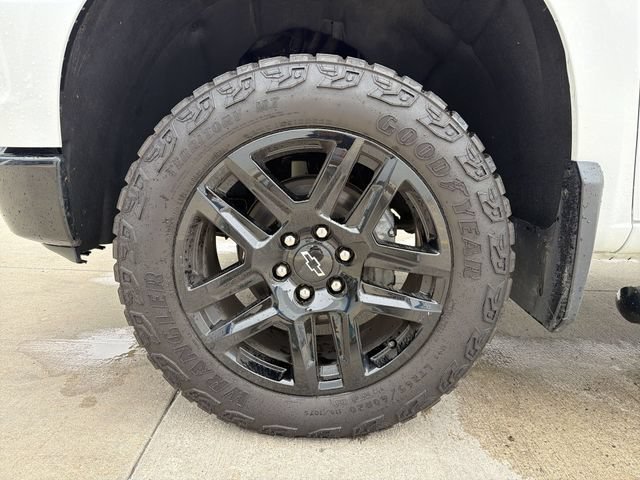 Used 2023 Summit White Chevrolet Custom Trail Boss image 12
