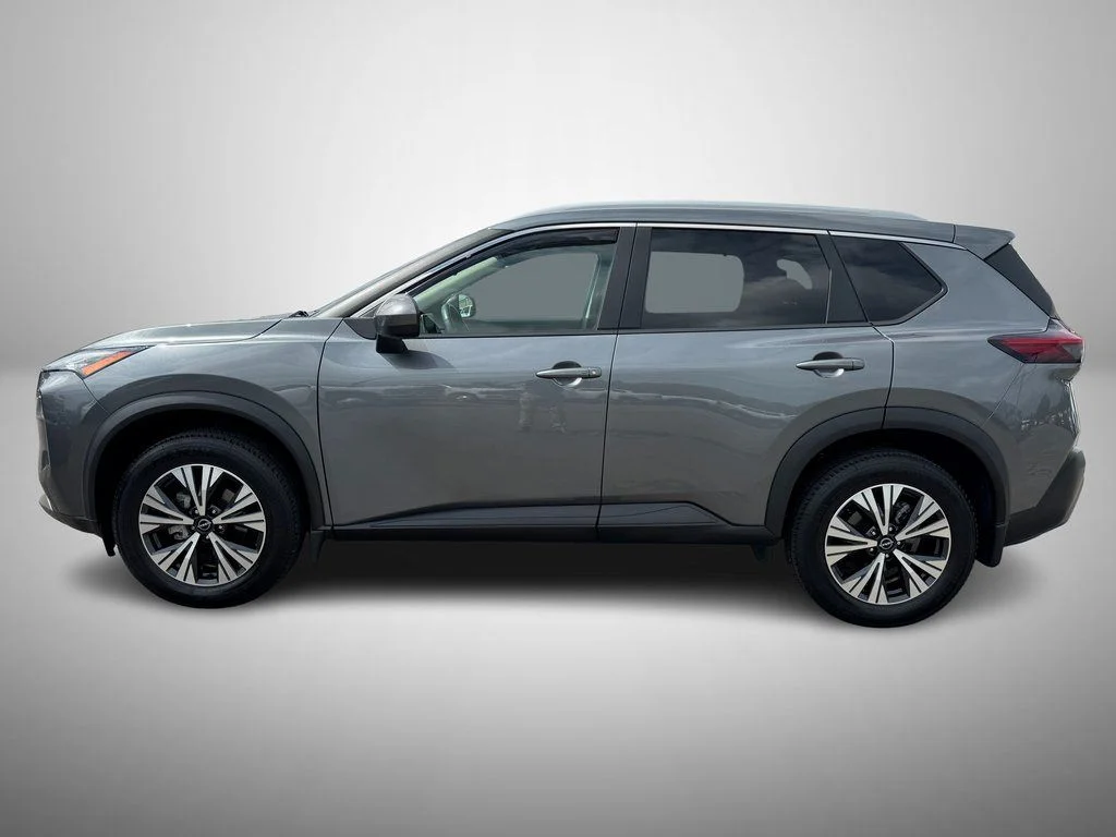 Used 2023 Gray Nissan SV image 6