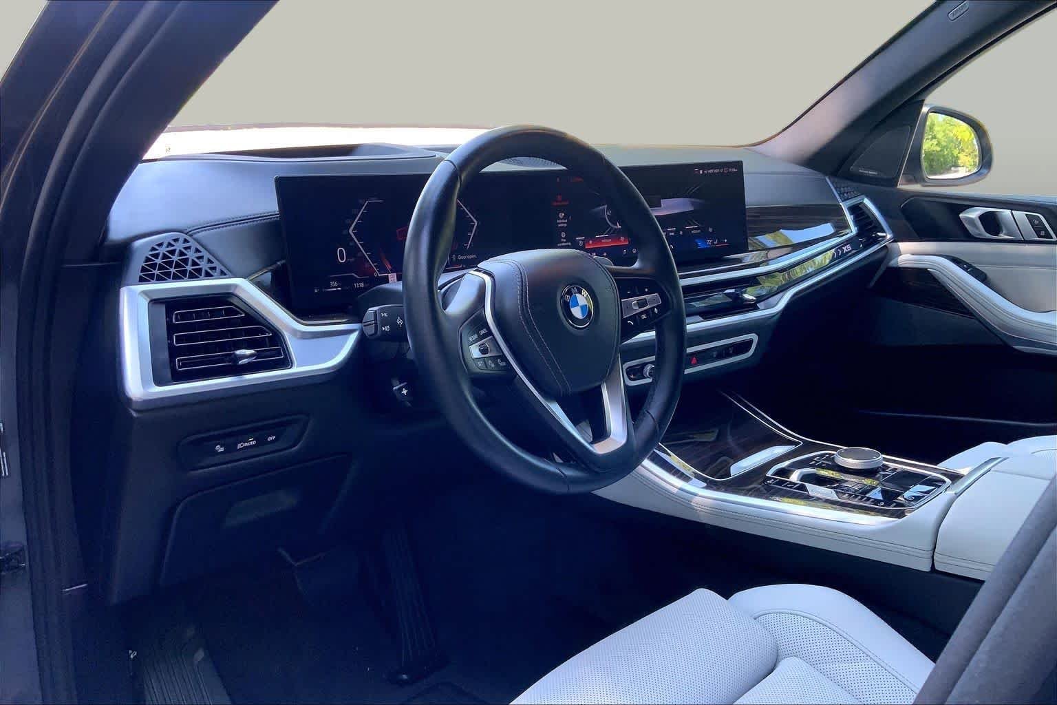 Certified Used 2024 Dravit Grey Metallic BMW xDrive40i image 16