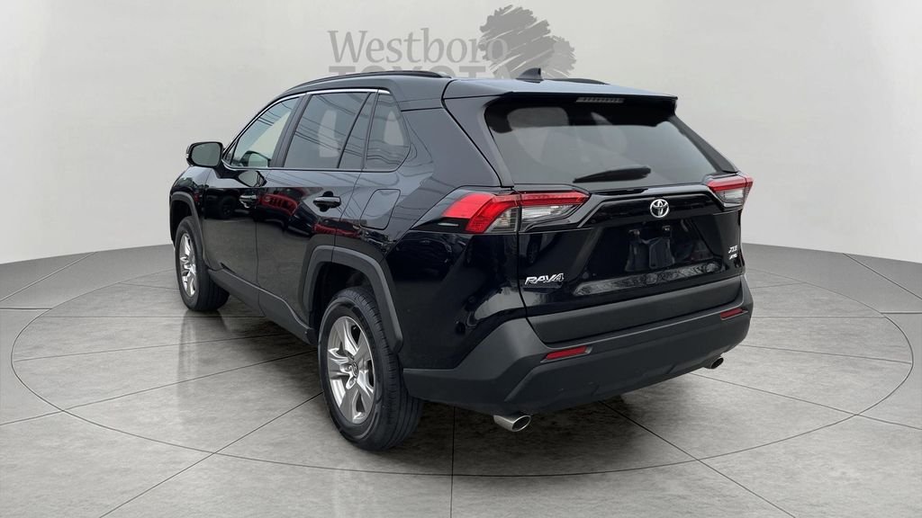 Used 2025 Black Toyota XLE image 5