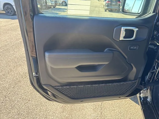 New 2026 Black Clear-Coat Exterior Paint Jeep Sport image 13