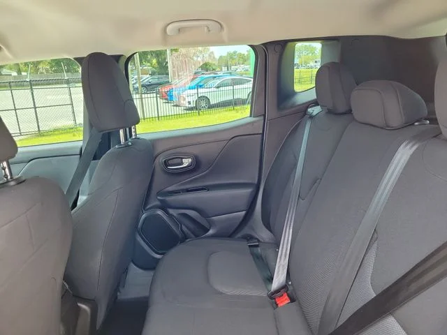 Used 2022 White Jeep Sport image 13