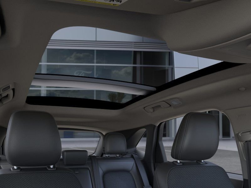 Used 2025 Agate Black Metallic Ford Plug-in Hybrid image 23