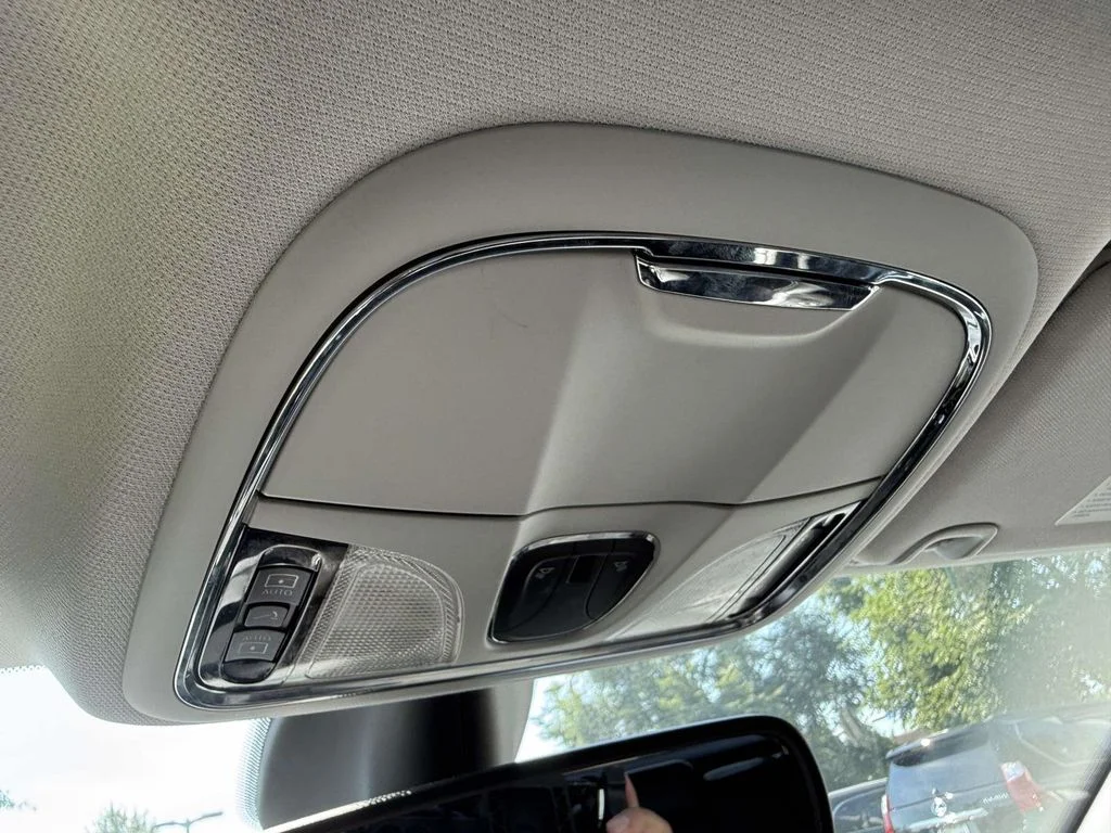 Used 2019 Black Jeep Limited image 30