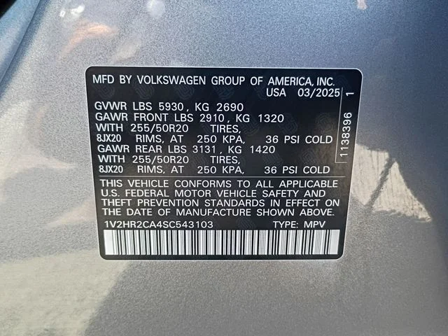 Used 2025 Gray Volkswagen 2.0T SE w/Technology image 29