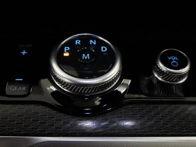 New 2027 Agate Black Metallic Ford Platinum image 11