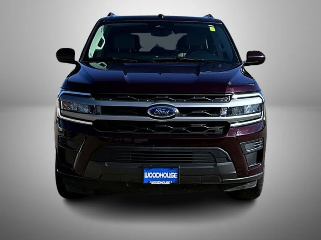 Used 2024 Red Ford XLT image 2