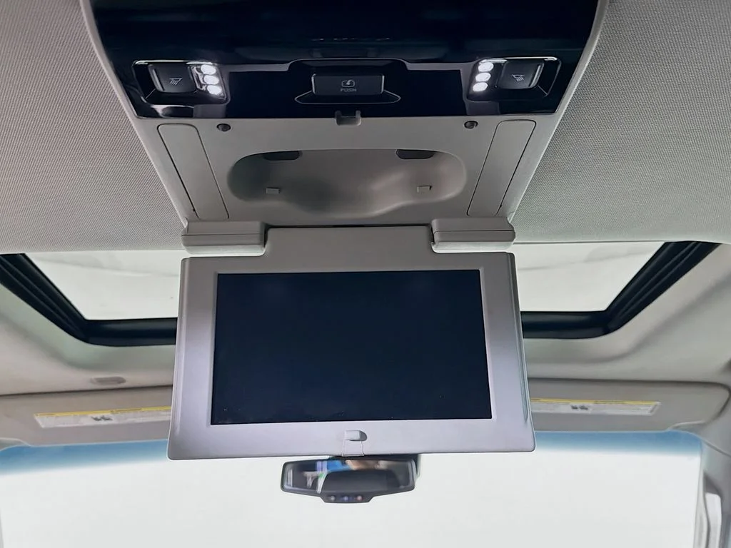 Used 2015 White GMC SLT 1500 image 23