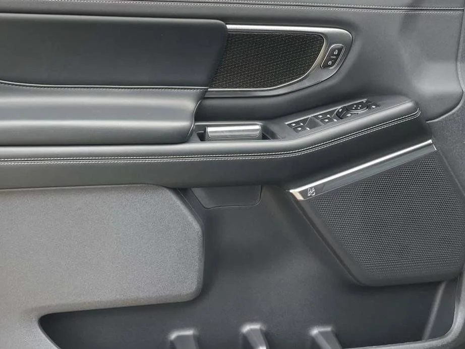 New 2026 Gray Ford Platinum image 15