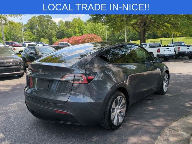 Used 2020  Tesla Long Range image 5