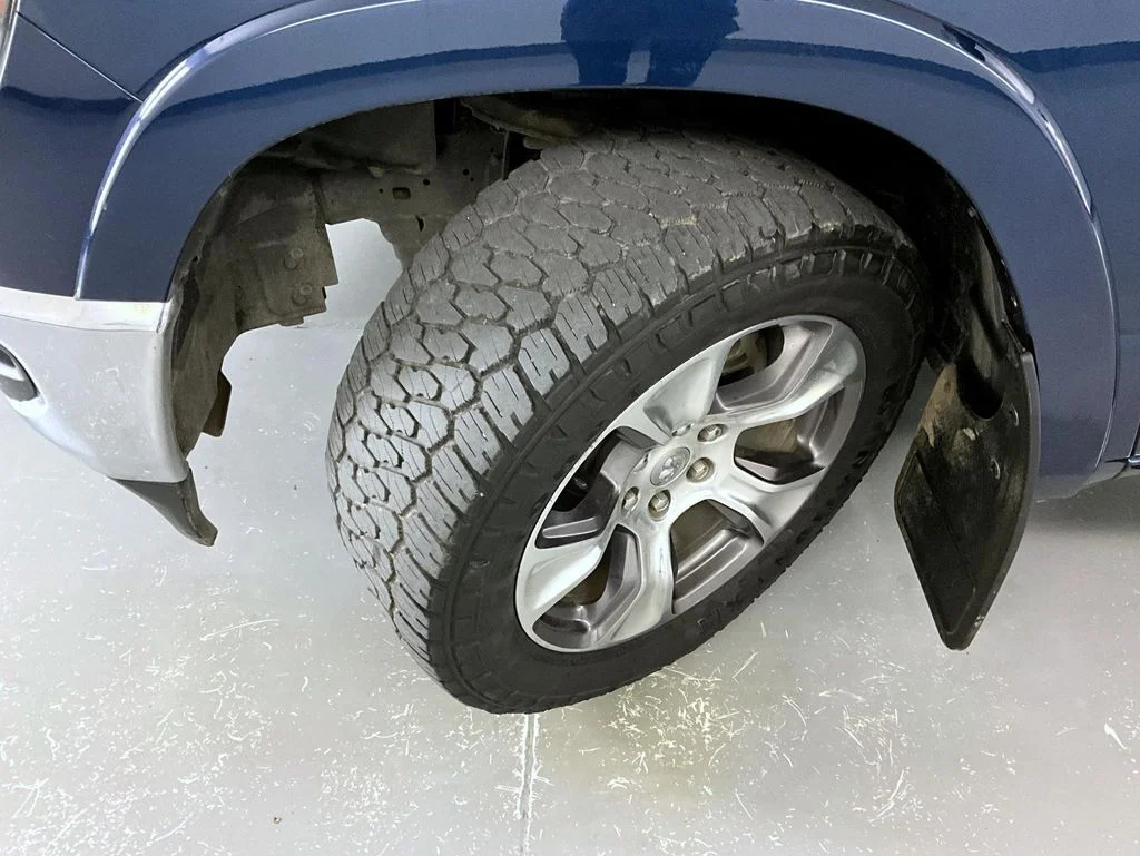 Used 2022 Blue Ram Laramie image 24