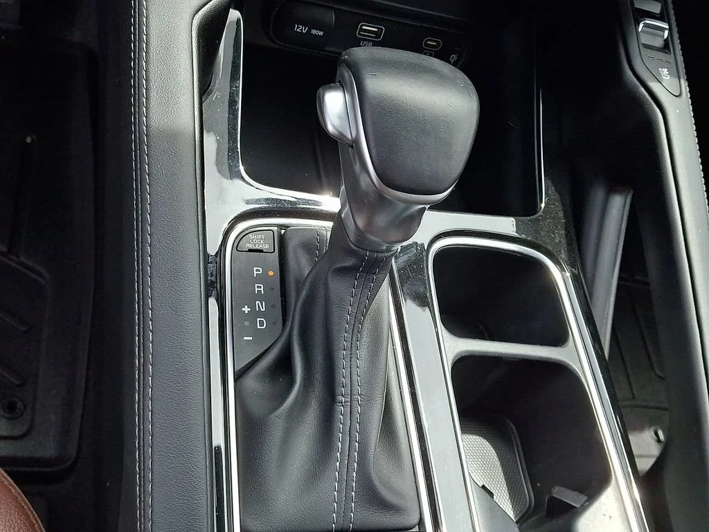 Used 2023 Ebony Black Kia EX image 22